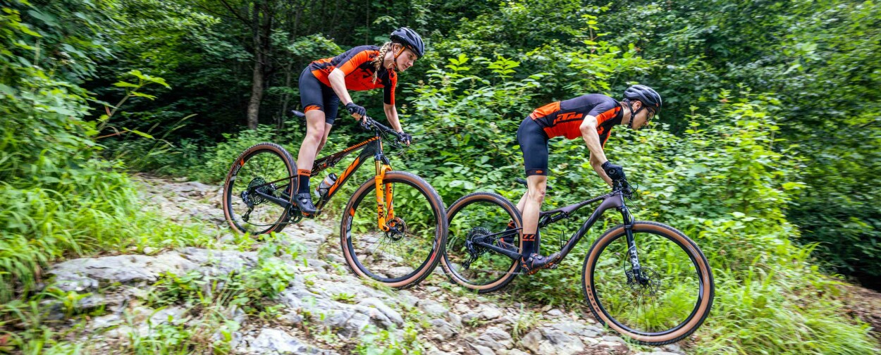 Horská celoodpružená kola