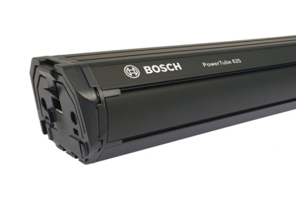 Srdcem elektrokola dodávajícím energii do systému je baterie s Li-Ion články BOSCH 36V / 625 Wh (16,7 Ah). Baterie je schopna dovézt elektrokolo na jedno nabití až do vzdálenosti 150 km. Vždy však samozřejmě závisí na profilu trati a způsobu využití asistence. Samozřejmostí je vybavení baterie BMS deskou (Battery Management System), která ji chrání před přehřátím, zkratem nebo přebitím. Baterii můžete nabíjet přímo v rámu elektrokola. Zcela vybitou baterii nabijete do plné kapacity za cca 4 hodiny.