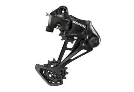 Technologie Eagle™ přináší hladké a přesnější řazení s výjimečnou spolehlivostí. Technologie Eagle™ je revolucí v MTB, protože cyklistům nabízí jednopřevodníkový pohon, který je navržený přesně dle potřeby – nízká hmotnost, odolnost, intuitivní ovládání a rozsah převodů pro jízdu ve všech terénech. Eagle™. SX Eagle™ je tady, aby umožnil snadnější přístup k výhodám systému Eagle™ pro mnohem více cyklistů než kdykoli předtím.