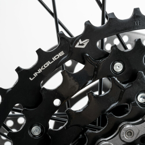 Aura XR2 detail 13