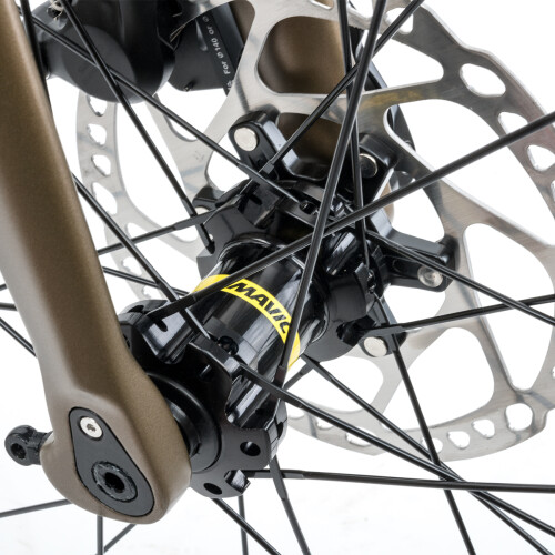 Aura XR6 05 viewde