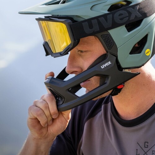 UVEX HELMA REVOLT MIPS CLOUD-BLACK (S4100630200)