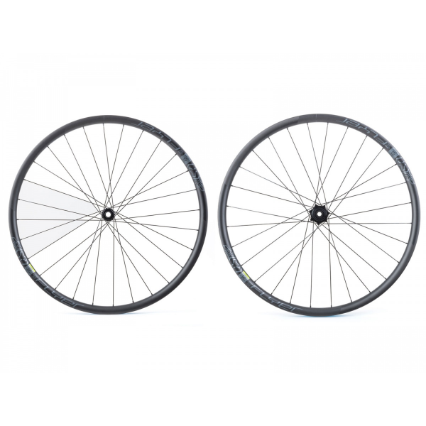 AUTHOR Zapletená kola 29" Flyer Carbon Disc Boost zad. 12x148 CL SH MS 12s & př. 15x110 CL 29" (černá)